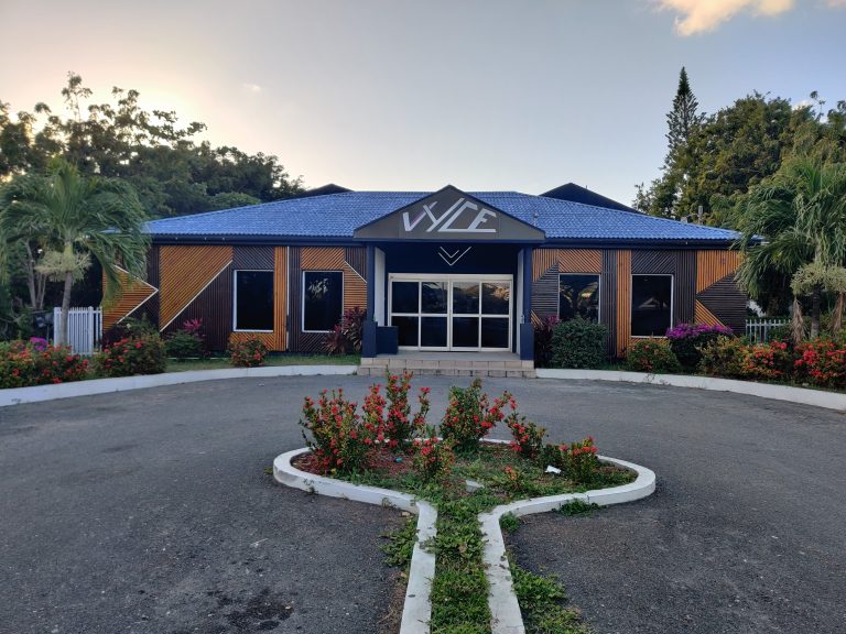 Investment Waterfront Property Located At Runaway Bay