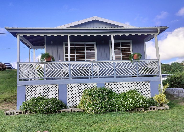 2 Bedroom 1 Bathroom House For Sale (Must Be Moved)